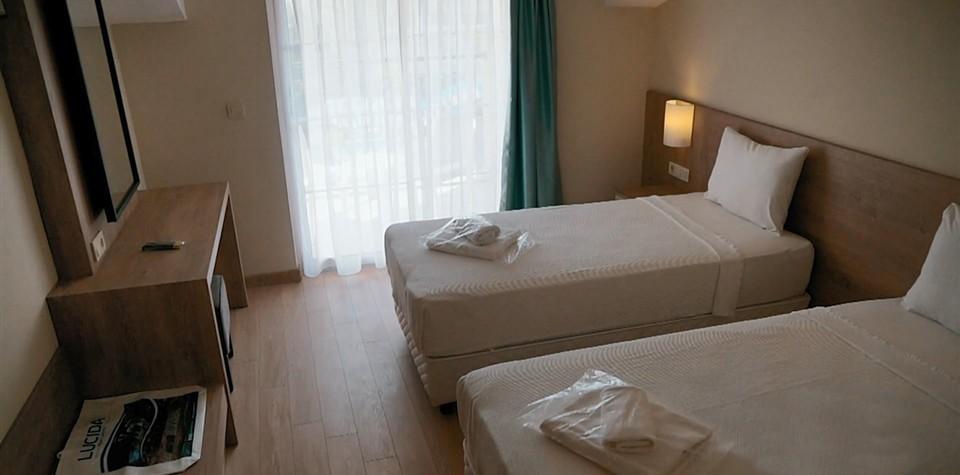 Lucida Beach Hotel Camyuva Luaran gambar