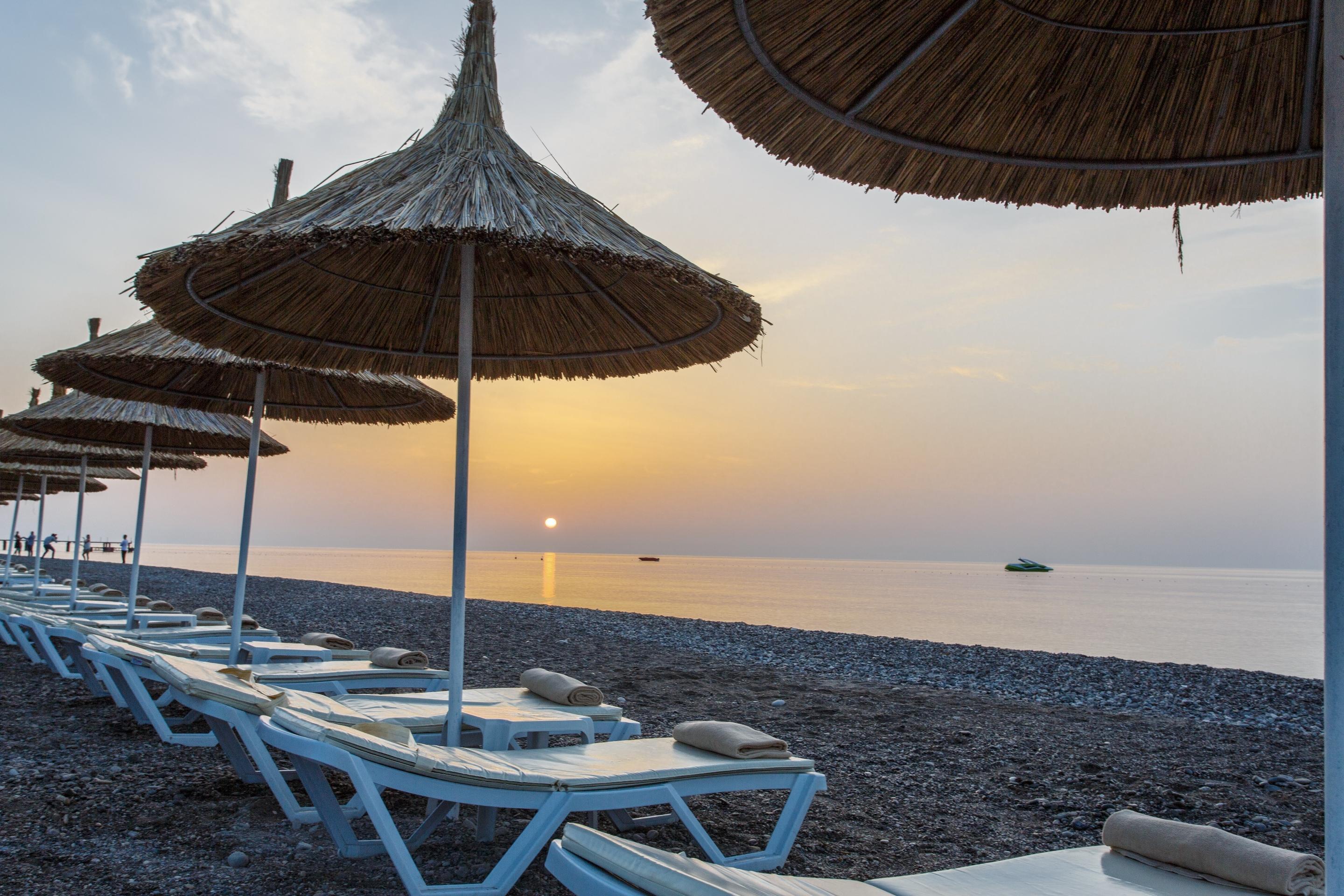 Lucida Beach Hotel Camyuva Luaran gambar