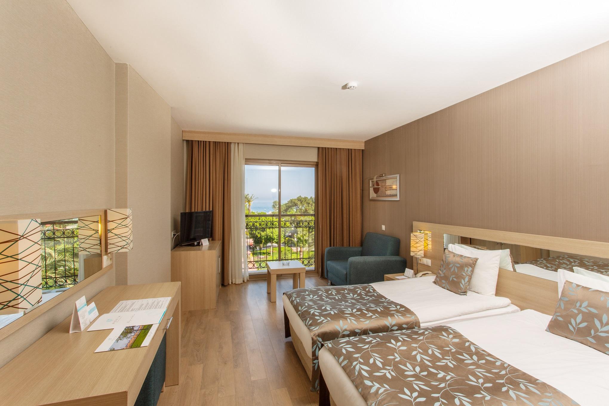 Lucida Beach Hotel Camyuva Luaran gambar